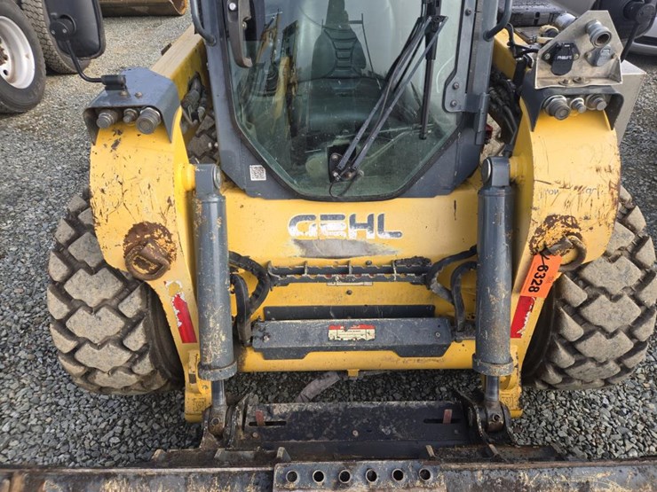 2019-gehl-v420-image-19