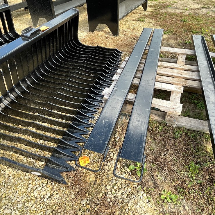 #3013 • Set of 7' Pallet Fork Extensions