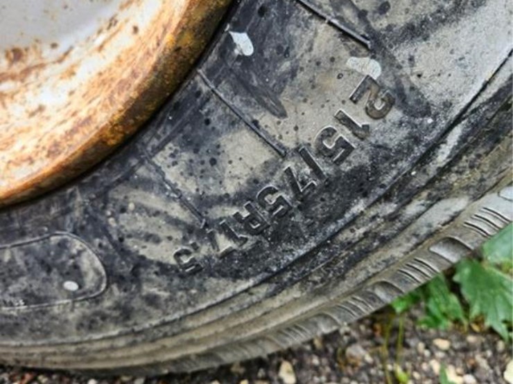 #2011-•-mobark-towable-wood-chipper-image-38