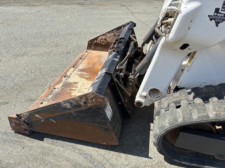 2022-bobcat-t62-image-5