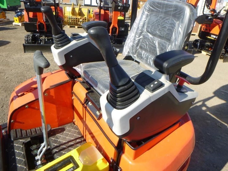 2025-tpm-16-hydraulic-excavator-image-21