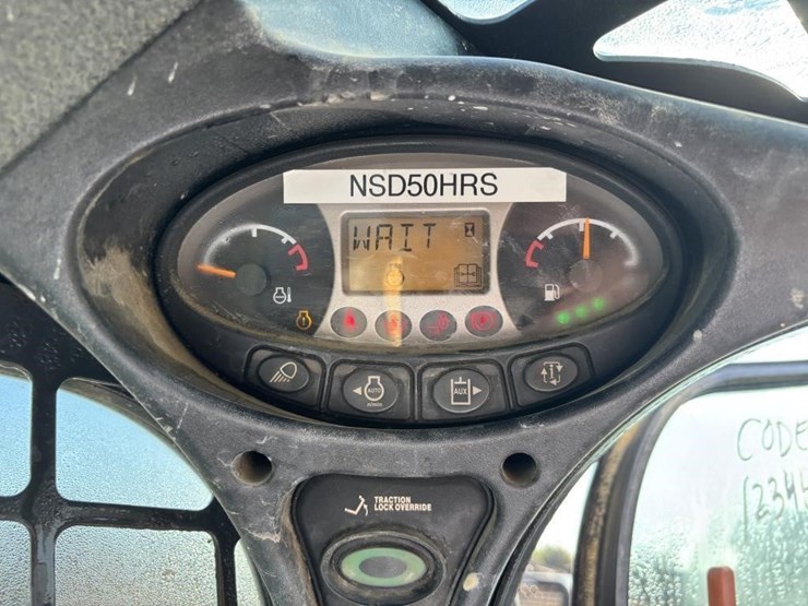 2021-bobcat-t770-image-32