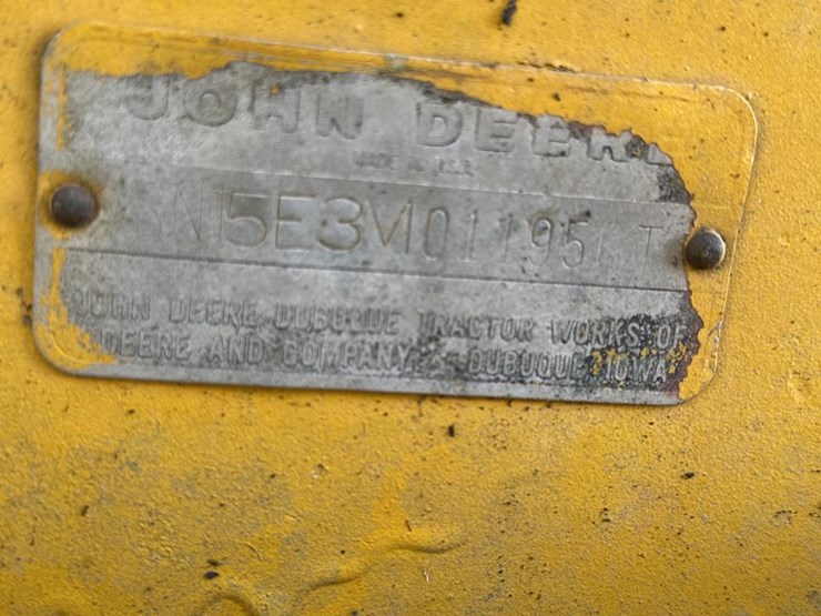 john-deere-300-image-56