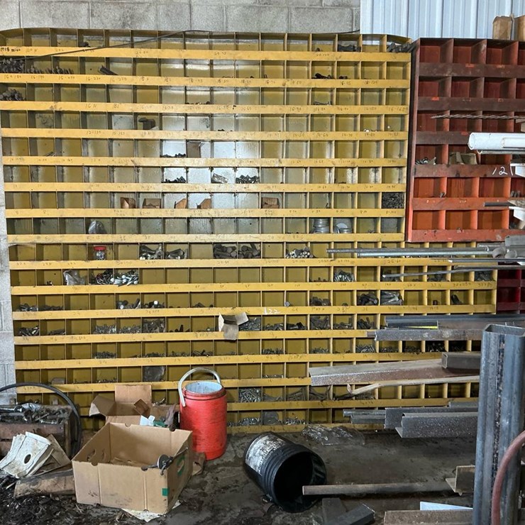 #122 • Nuts and Bolts Racks