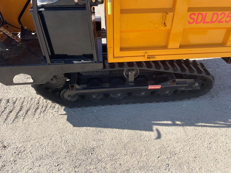 #1046-•-2025-mini-track-dump-image-9