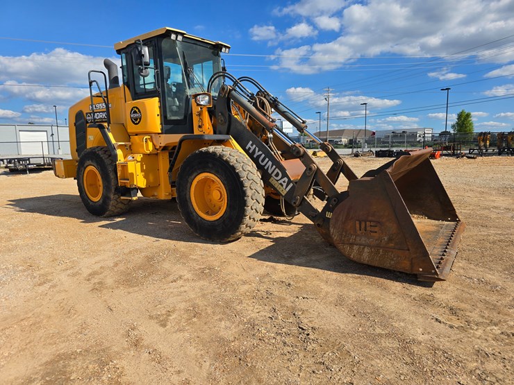 2019-hyundai-hl955tm-image-36