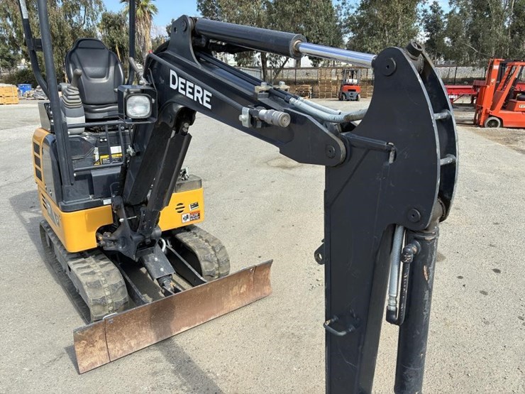 2023-john-deere-17p-tier-hydraulic-excavator-image-10