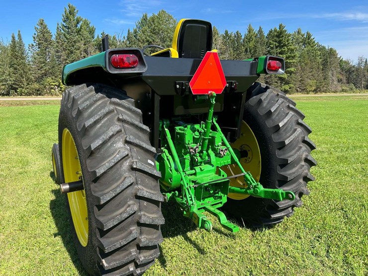 john-deere-4240-image-17