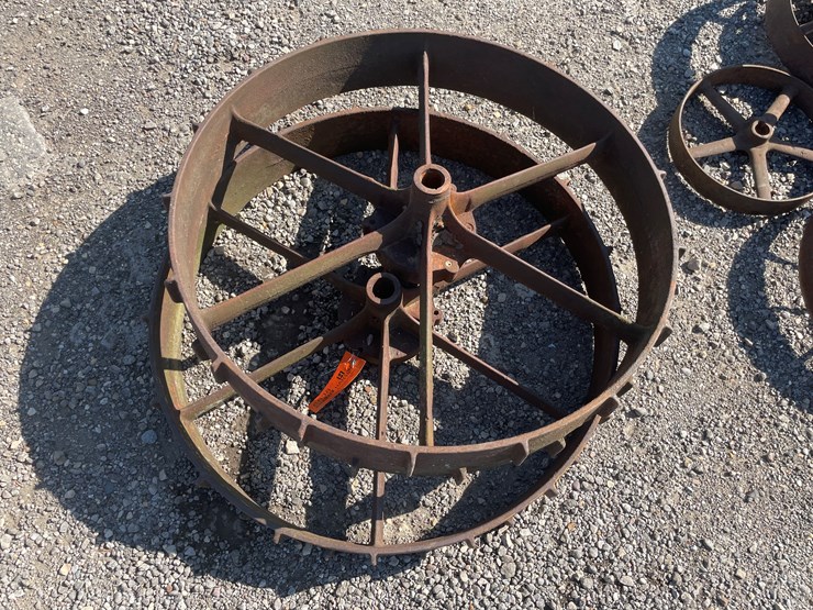 #6638-•-(2)-cast-wheels-image-3