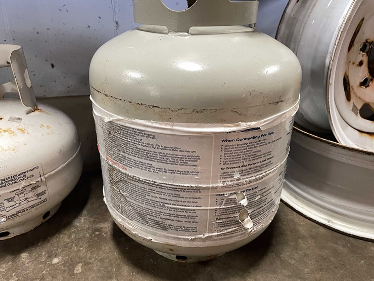 #5525-•-grill-propane-tank-(cw)-image-7