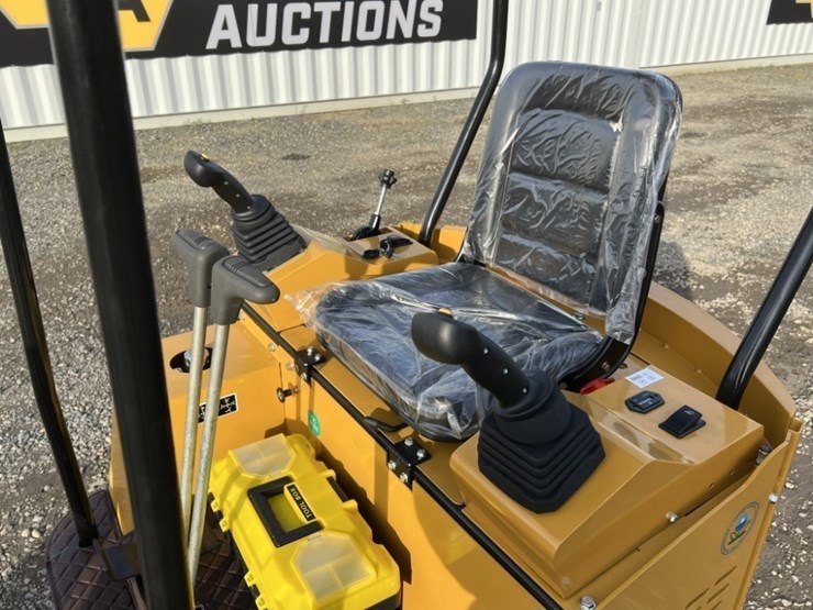 2025-cfg-h15r-mini-hydraulic-excavator-image-18