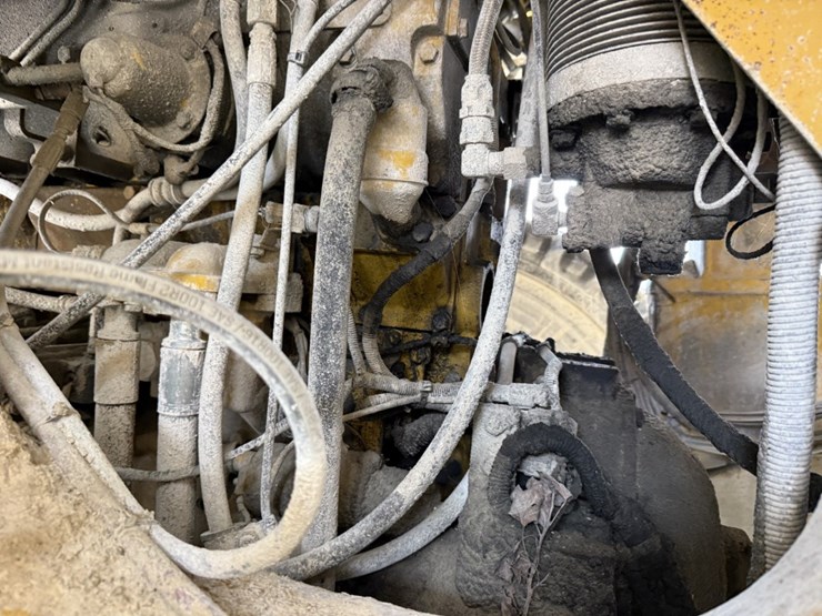 komatsu-hd465-5-image-81