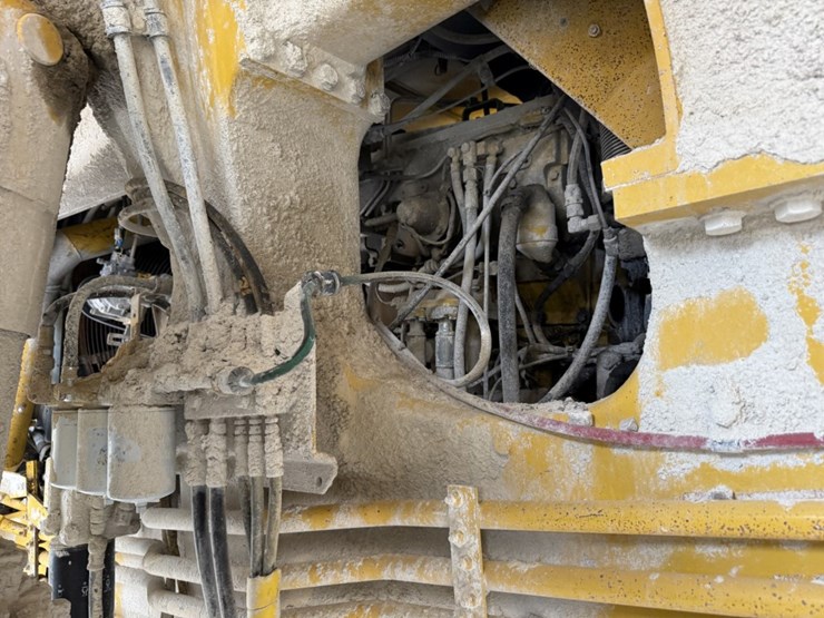 komatsu-hd465-5-image-133