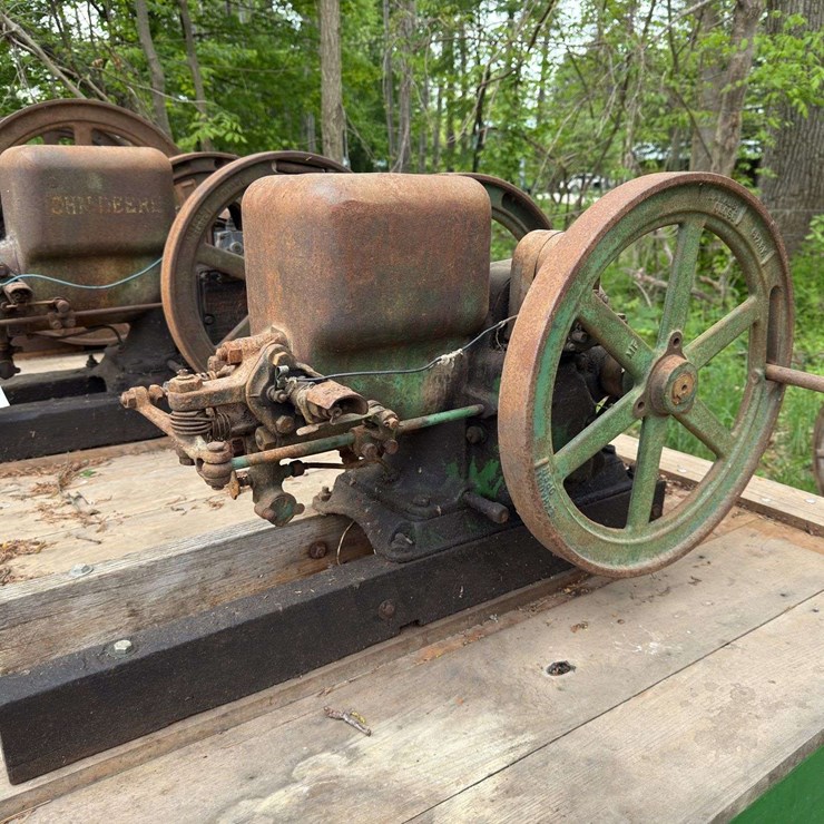 John Deere 1.5HP