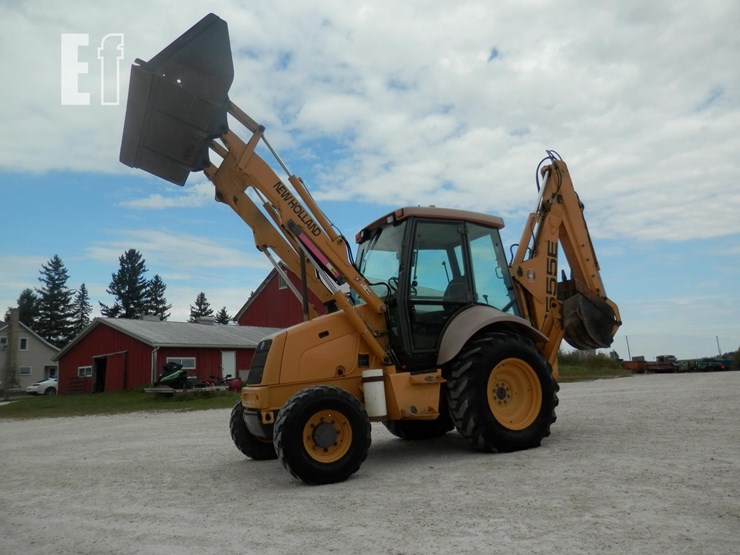 new-holland-555e-image-5