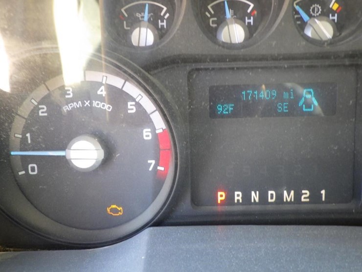 2016-ford-f350-image-16