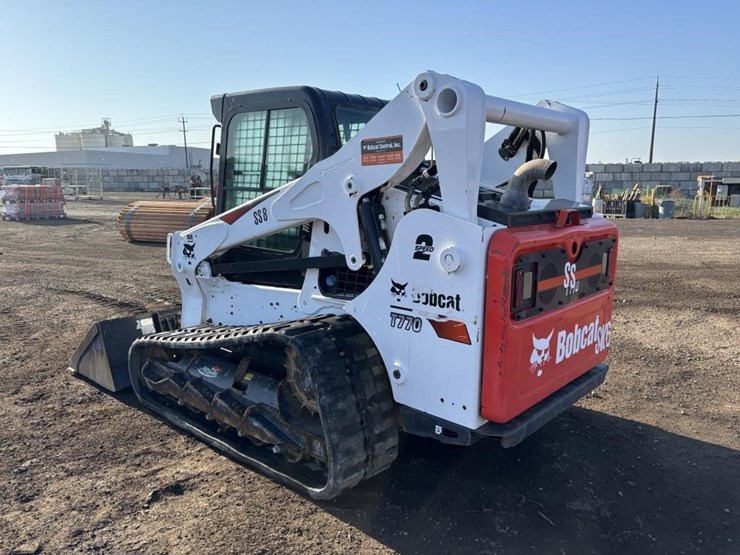 2021-bobcat-t770-image-4