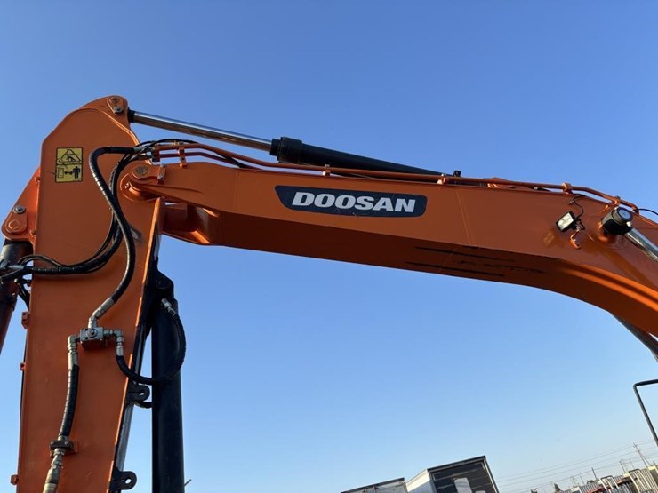 2022-doosan-dx235-lcr-5-image-18
