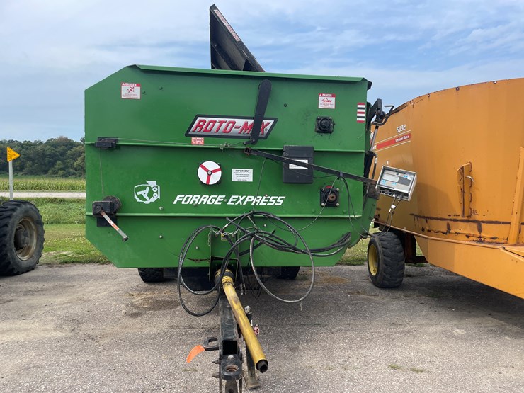 #1009-•-roto-mix-forage-express-image-3