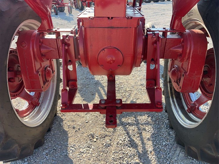 farmall-super-m-high-clearance-lp-image-80