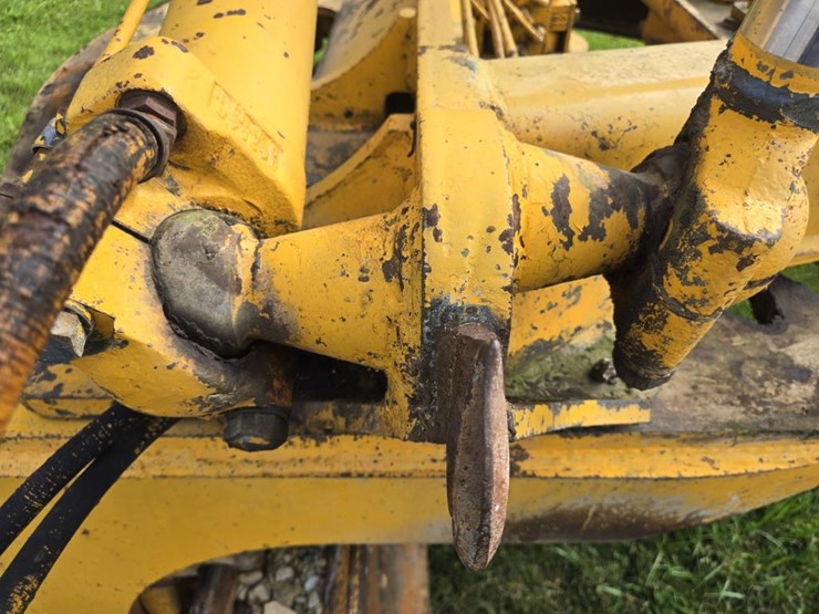#1232-•-john-deere-jd770-grader-image-29