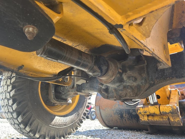 2009-jcb-527-55-image-33