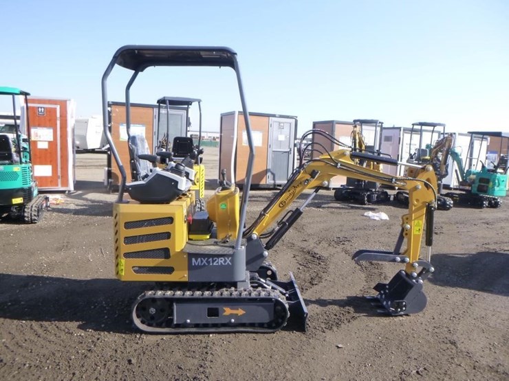 2025-agt-mx12rx-hydraulic-excavator-image-7