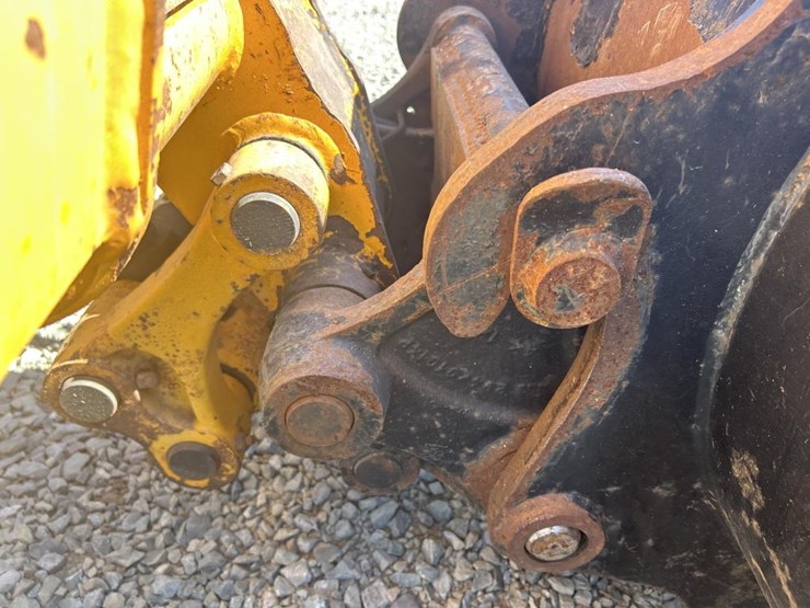 2009-jcb-527-55-image-16