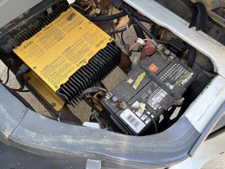 2009-miles-zx40st-image-24