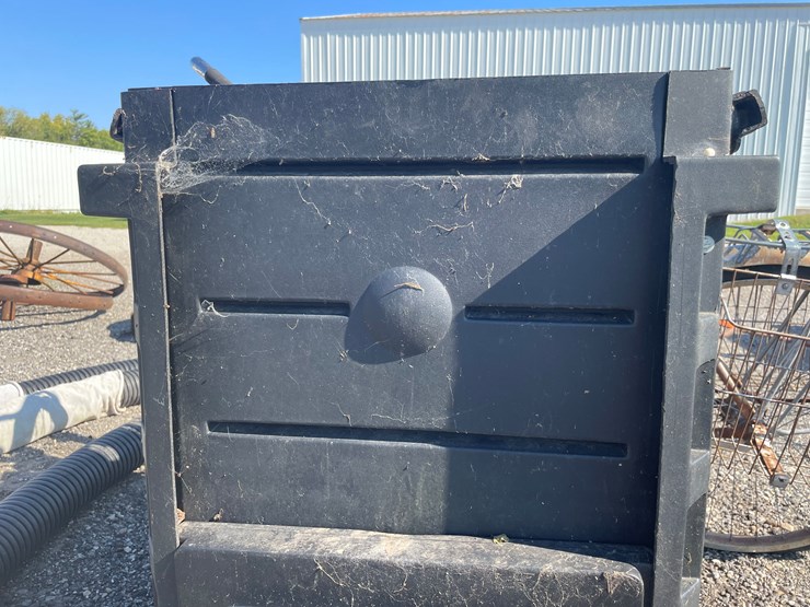 #6641-•-compost-bin-image-18