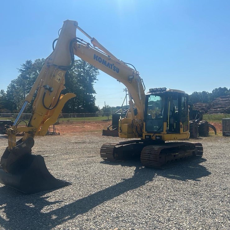 2022 KOMATSU PC138