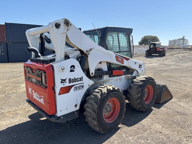 2022-bobcat-s850-image-3