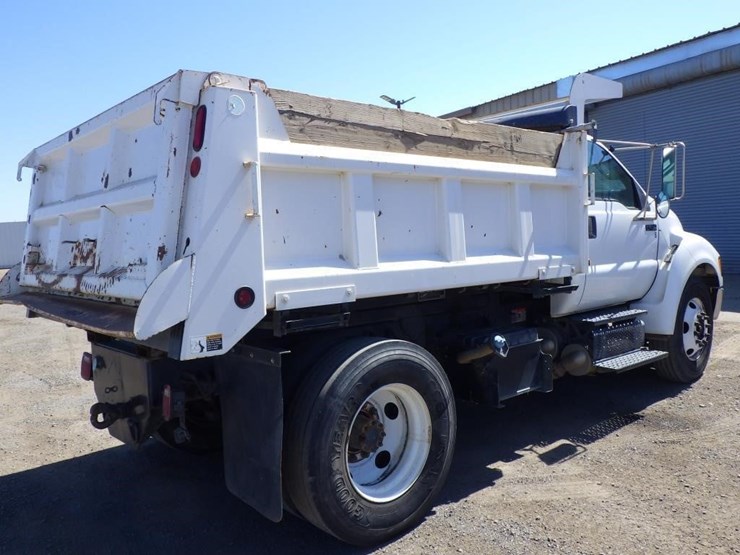 2013-ford-f650-image-3