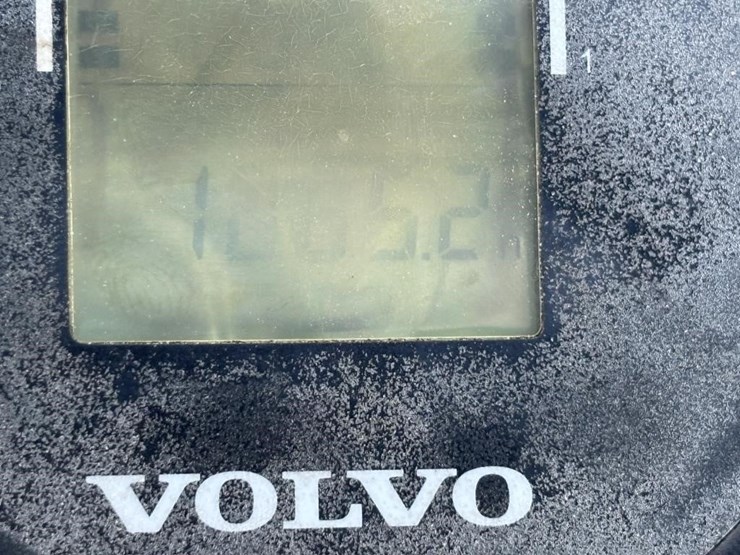 2018-volvo-dd25b-image-41