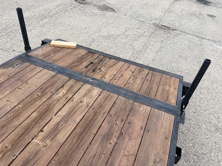 #1977-•-20'-tandem-axle-trailer-(has-wi-title)-image-31