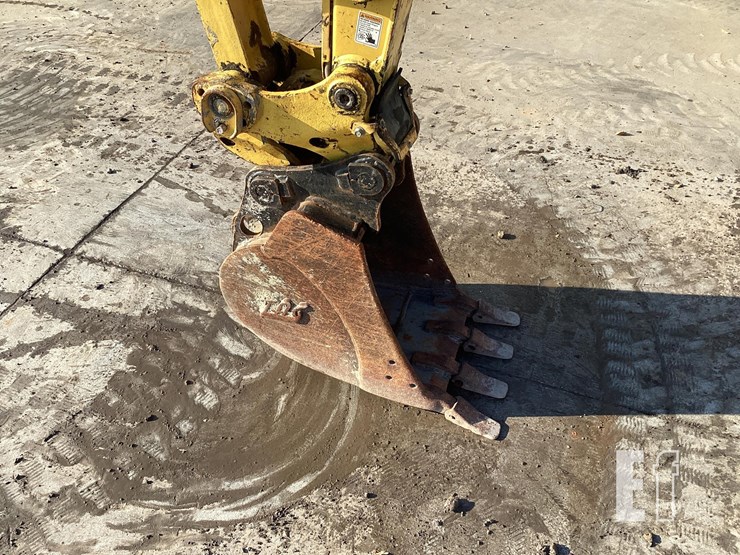 2018-yanmar-vio55-6a-image-10
