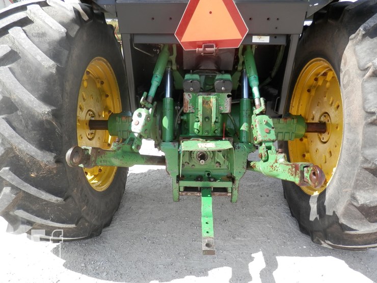 john-deere-3155-image-5