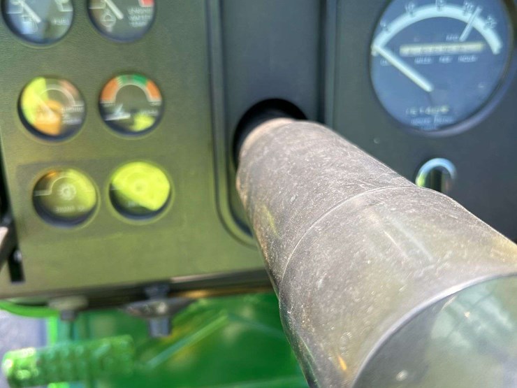 john-deere-4240-image-6