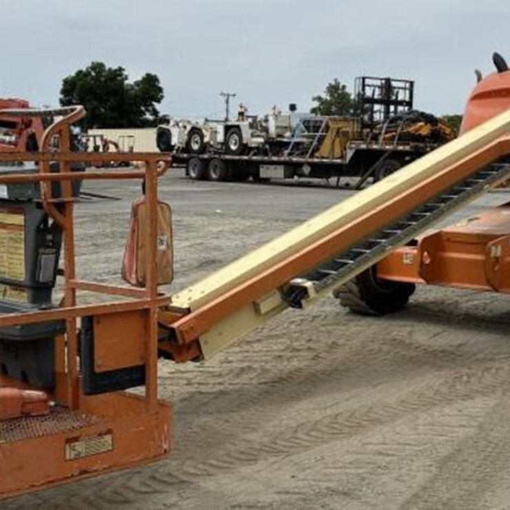 2009 JLG 400S