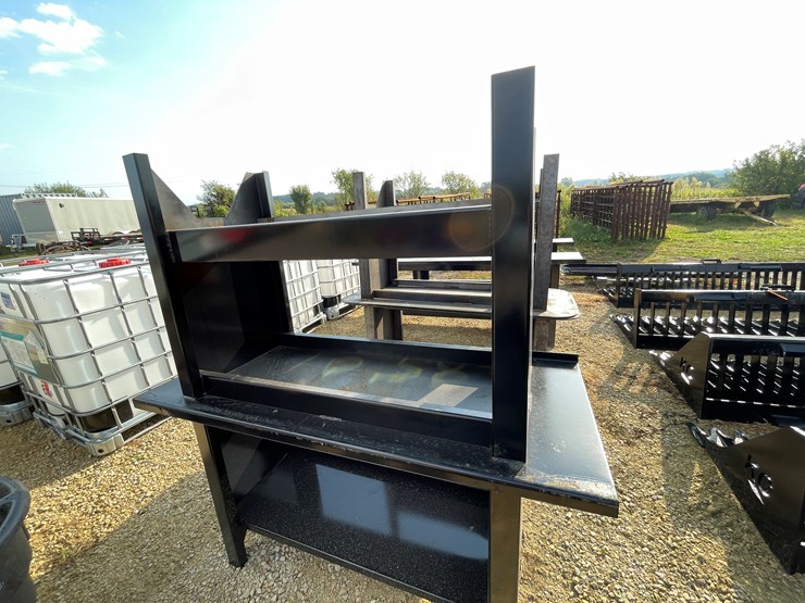 #3005-•-metal-work-table-image-3