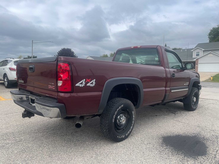 2003-chevrolet-silverado-2500-image-5