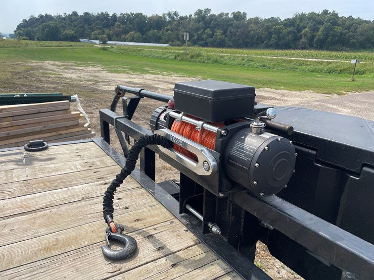 #1024-•-2021-load-trail-18'-trailer-(has-wi-title)-image-21