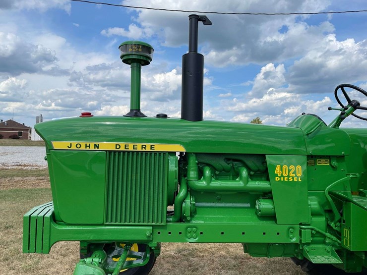 john-deere-4020-image-25