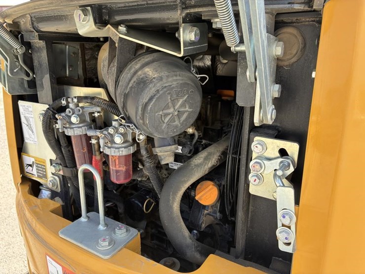 2023-john-deere-17p-tier-hydraulic-excavator-image-16