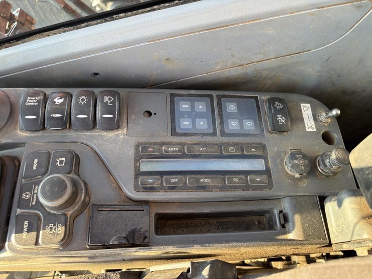 2022-doosan-dx235-lcr-5-image-35