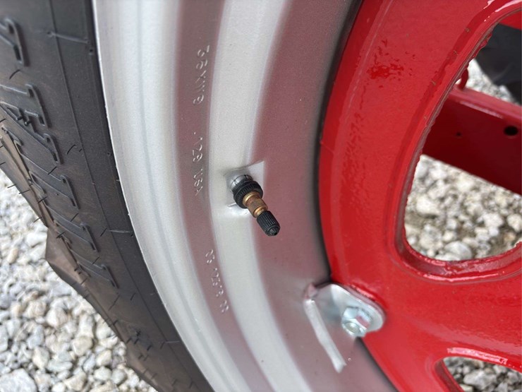 farmall-240-image-25