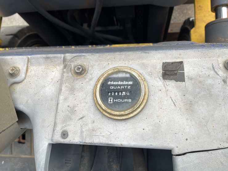 #1982-•-komatsu-forklift-(o4)-image-71