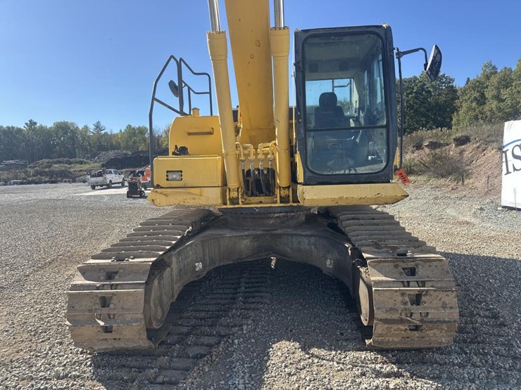komatsu-pc210-lc-10-image-9