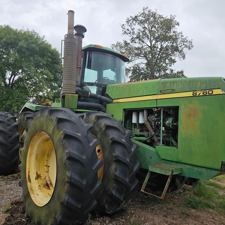 JOHN DEERE 8760