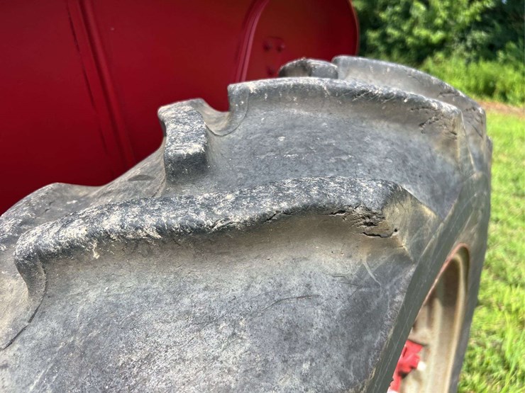 farmall-340-image-71